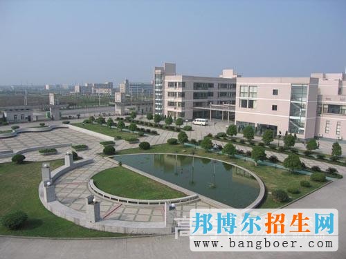 嘉興南洋職業(yè)技術(shù)學院校園一角4074