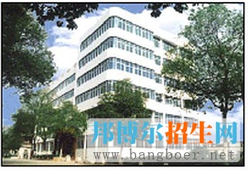江西工業(yè)工程職業(yè)技術(shù)學(xué)院校園一角6589