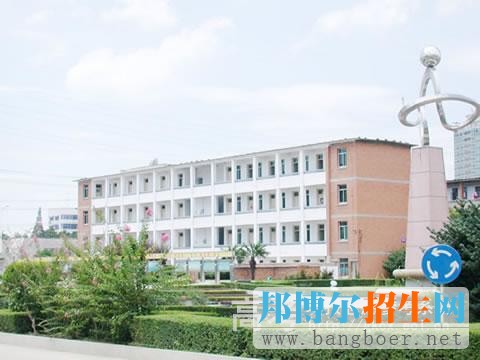 安徽郵電職業(yè)技術(shù)學院校園一角5035