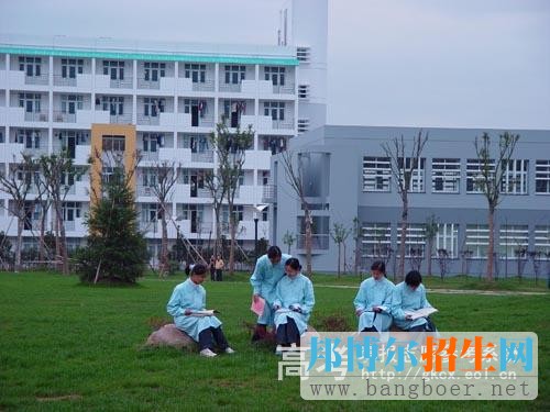 寧波衛(wèi)生職業(yè)技術學院校園一角4065