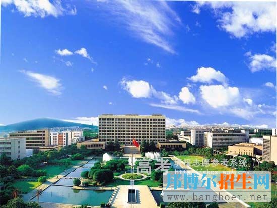 中國礦業(yè)大學(xué)徐海學(xué)院辦公主樓1581