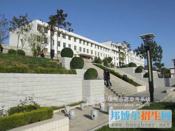 商洛學院校園一角4539