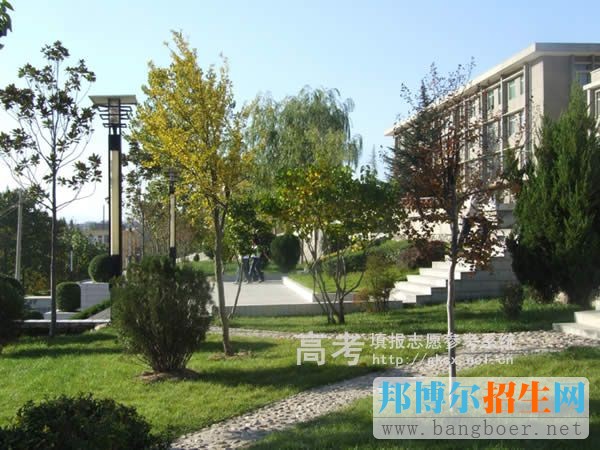 商洛學院校園一角4542