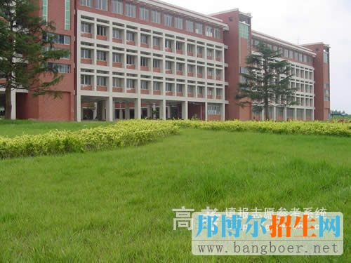 淮南師范學(xué)院校園一角4392