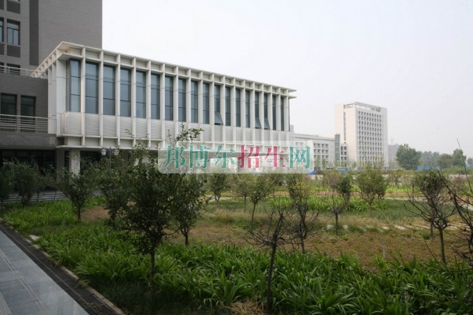 河南財政稅務高等專科學校招生辦聯(lián)系電話