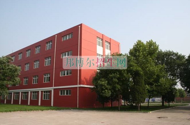 北京經(jīng)濟(jì)管理職業(yè)學(xué)院是幾專(zhuān)