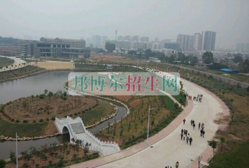 南陽醫(yī)學(xué)高等?？茖W(xué)校
