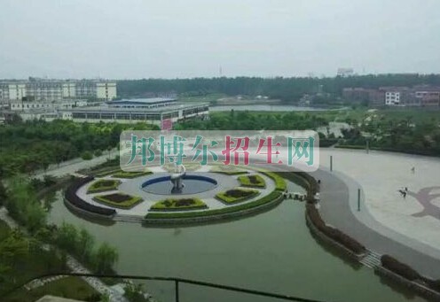 湖北中醫(yī)藥高等?？茖W(xué)校