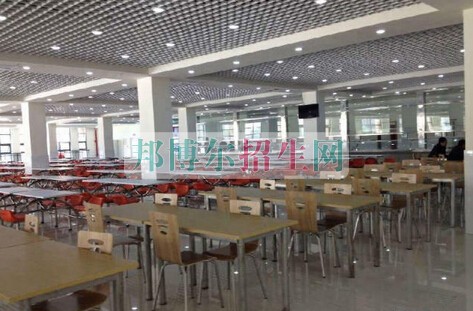 濮陽市衛(wèi)生學(xué)校2021年報(bào)名條件、招生要求