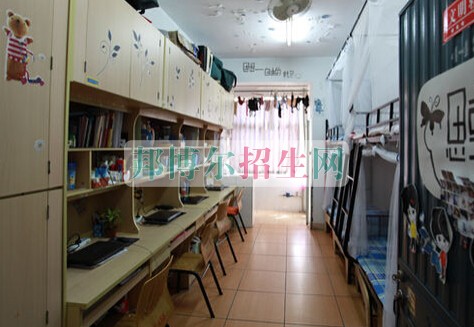 西秀區(qū)安吉職業(yè)技術(shù)學(xué)校