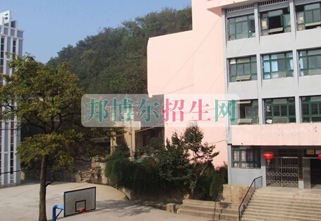 凱里市第一中等職業(yè)技術(shù)學(xué)校