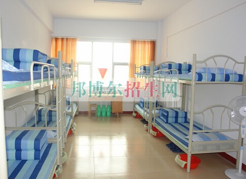 貴陽(yáng)市新華電腦學(xué)校