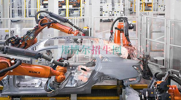 成都汽車整形技術學校有哪些