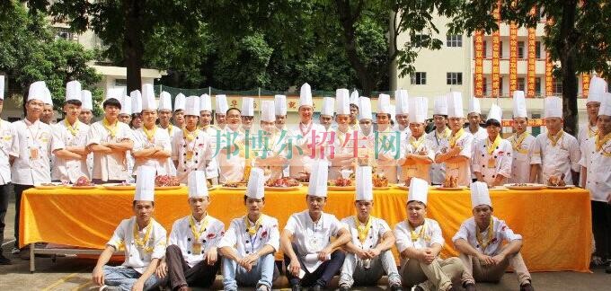 成都好一點(diǎn)的烹飪工藝與營養(yǎng)學(xué)校