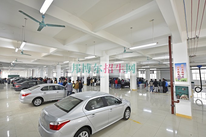 成都汽車運(yùn)用與維修學(xué)校好嗎