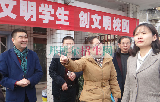 副市長李世宏調(diào)研旅游職高 實地考察旅游職業(yè)學(xué)院項目