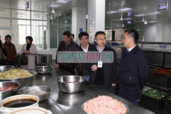 四川省簡陽市高級(jí)職業(yè)中學(xué)2017衛(wèi)生防疫暨食品安全檢查