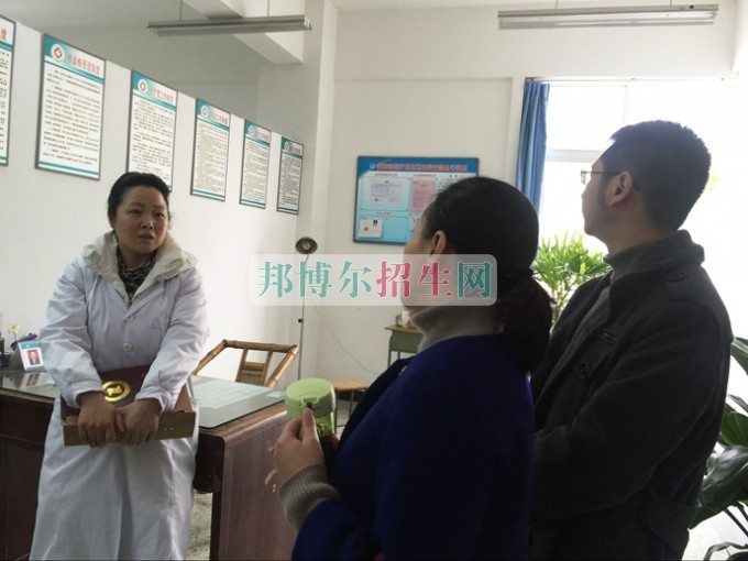 四川省簡陽市高級(jí)職業(yè)中學(xué)2017衛(wèi)生防疫暨食品安全檢查