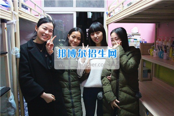 成都希望幼師學校是責任？更是一種愛！