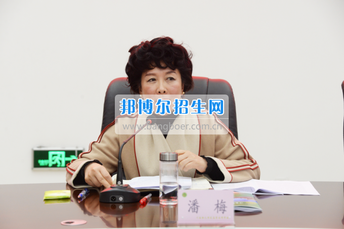市委常委、宣傳部長(zhǎng)潘梅到川南幼兒師范高等?？茖W(xué)校調(diào)研思想政治工作