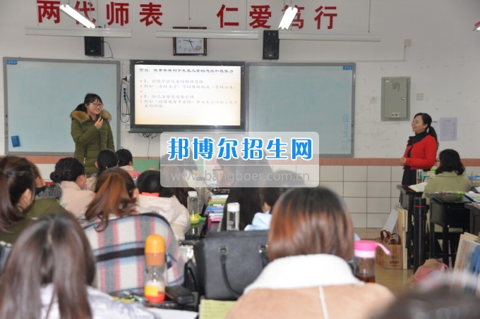 川南幼兒師范高等?？茖W(xué)校2017質(zhì)量年：撲下身子抓落實
