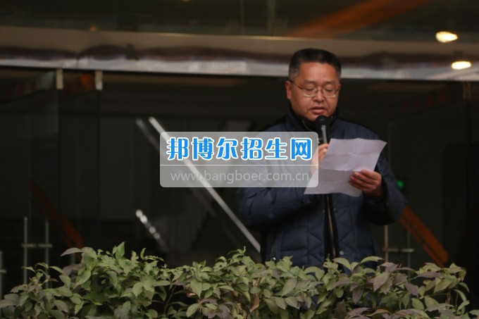 成都市蜀興職業(yè)中學2017年春季開學典禮簡報
