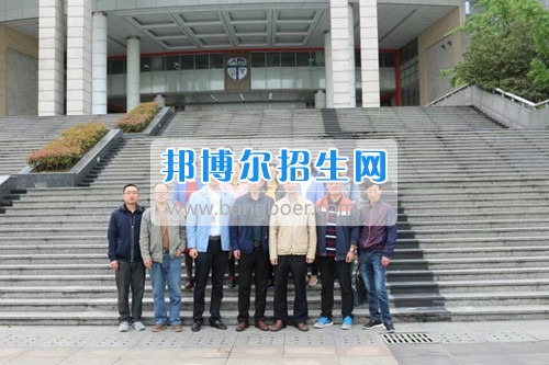四川省商業(yè)服務(wù)學(xué)校財務(wù)科到西南交大犀浦校區(qū)參觀學(xué)習(xí)