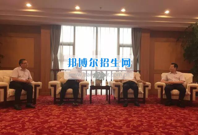 北方國(guó)際汽車教育集團(tuán)與浙江杭鋼職業(yè)教育集團(tuán)洽談合作