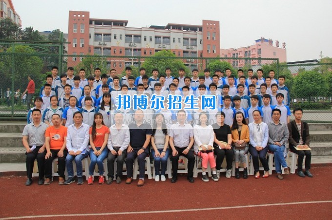 瀘州職業(yè)技術(shù)學院建筑工程系大力發(fā)展職業(yè)教育
