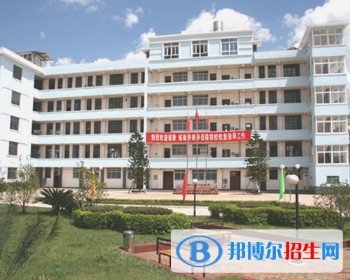 云南省玉溪衛(wèi)生學(xué)校2018年報(bào)名條件、招生對象