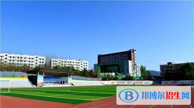 廣元利州中等專業(yè)學(xué)校2018年報(bào)名條件、招生對(duì)象