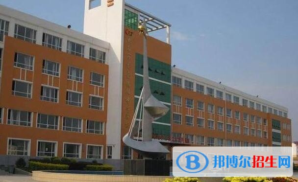 德陽電子工程學校2018年報名條件、招生對象