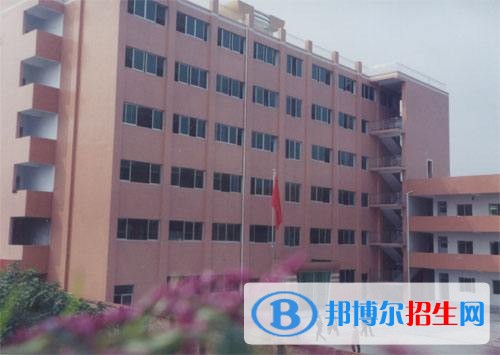 自貢舞蹈學(xué)校2018年報(bào)名條件、招生對(duì)象