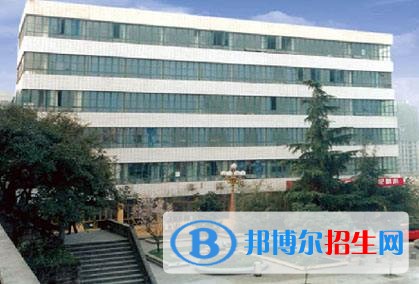四川省實用中等專業(yè)學(xué)校2018年報名條件、招生對象