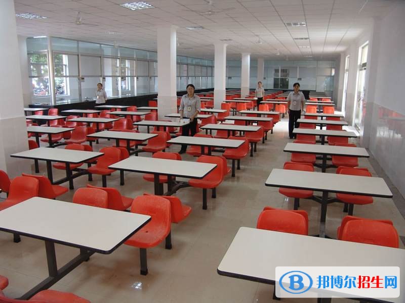 成都經(jīng)濟技術(shù)學校宿舍條件