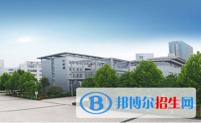 六安衛(wèi)生學(xué)校網(wǎng)站網(wǎng)址