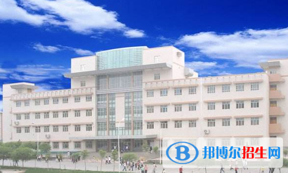 新疆喀什地區(qū)衛(wèi)生學(xué)校有哪些專業(yè)