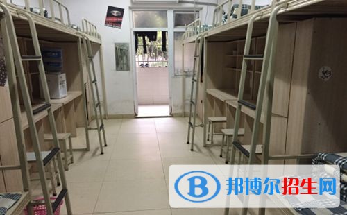 資陽(yáng)技工學(xué)校宿舍條件