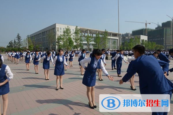 成都技師學(xué)院招生辦聯(lián)系電話