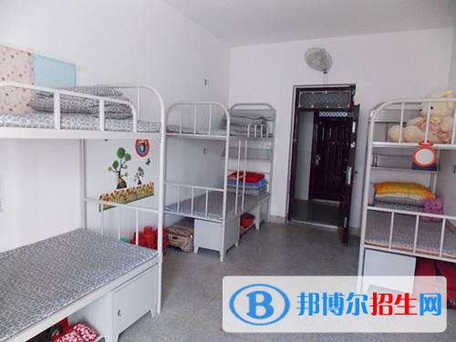 成都電焊機廠技工學校宿舍條件