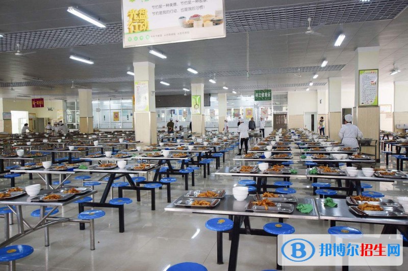 瀘州長江職業(yè)學校宿舍條件