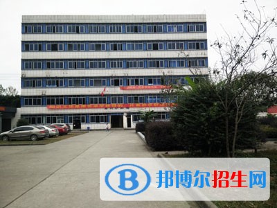 崇州職業(yè)中專學(xué)校網(wǎng)站網(wǎng)址