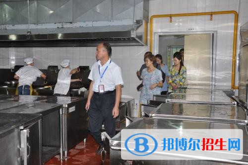 雙流縣建設職業(yè)技術學校宿舍條件