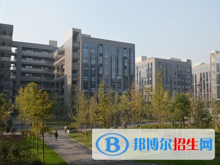 成都武侯高新職業(yè)技術(shù)學校網(wǎng)站網(wǎng)址