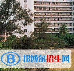 內(nèi)江東方科技職業(yè)學(xué)校