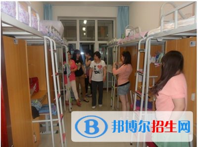 成都新世紀文化職業(yè)技術學院宿舍條件