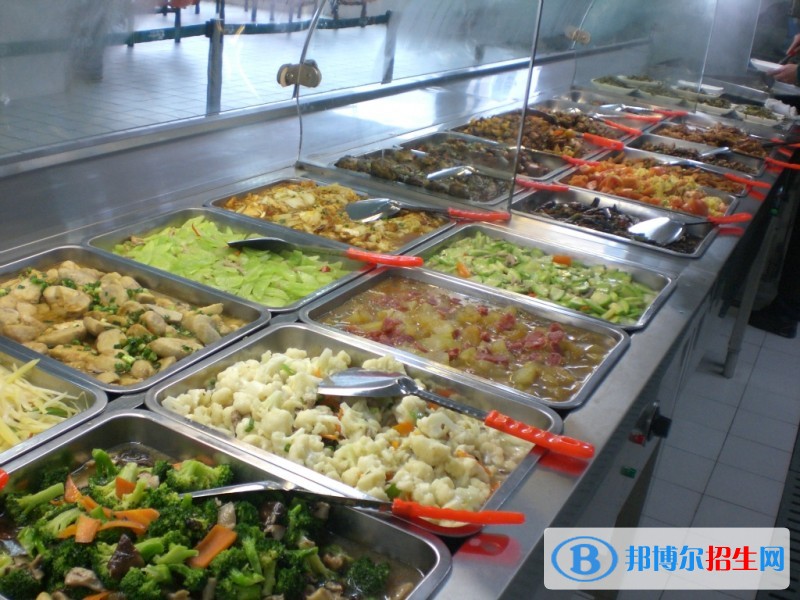 營山職業(yè)高級中學(xué)食堂