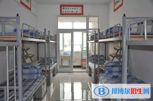 硯山縣民族職業(yè)高級中學宿舍條件