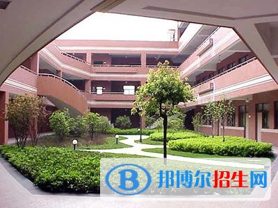 內(nèi)江第一職業(yè)中學(xué)2018年報(bào)名條件、招生對(duì)象