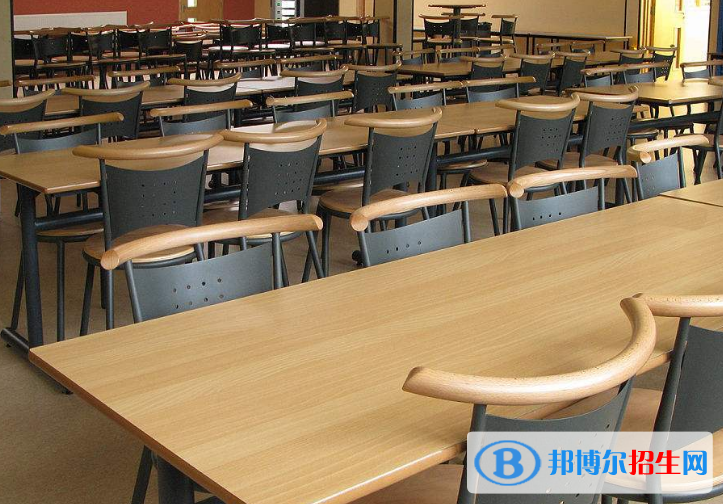廣安市東方文武學校宿舍條件